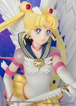セーラームーンCosmos　ETERNAL SAILOR MOON フィギュア Amazon.co.jp: バンプレスト 劇場版 美少女戦士セーラームーン